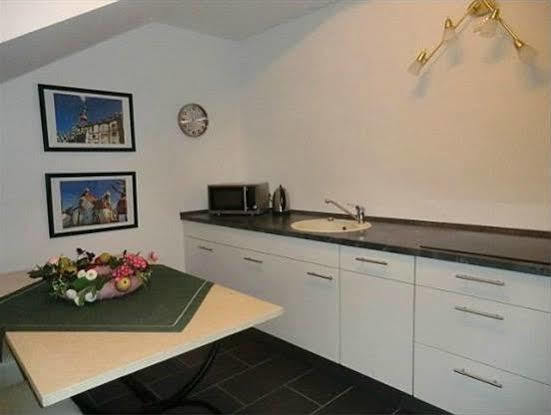 Hotel Garni Jacobs Бонн Екстер'єр фото
